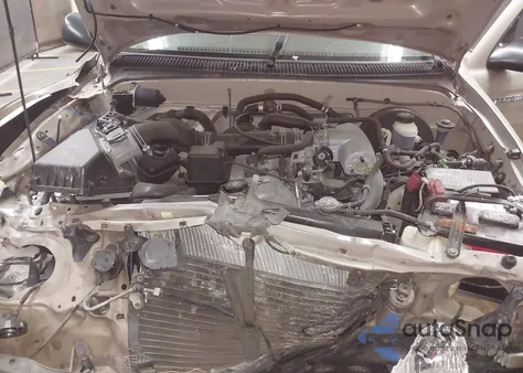 2004 Toyota Tacoma from USA, damaged, VIN 5TENL42N74Z385687